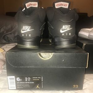 AIR JORDAN RETRO 5 METALLIC 6Y